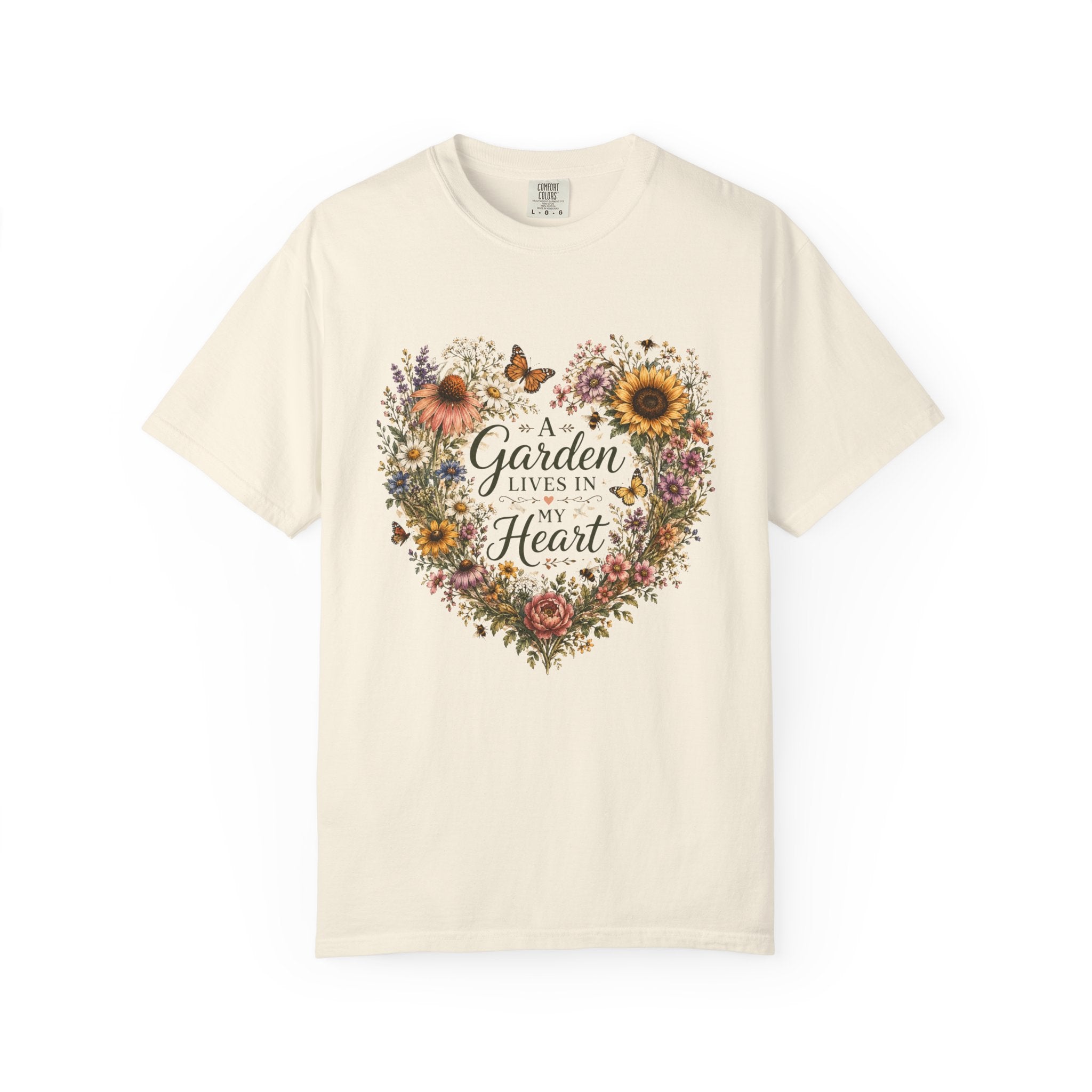A Garden Lives In My Heart – Vintage Wildflower Wreath Shirt, Cottagecore Floral Garden Lover Gift
